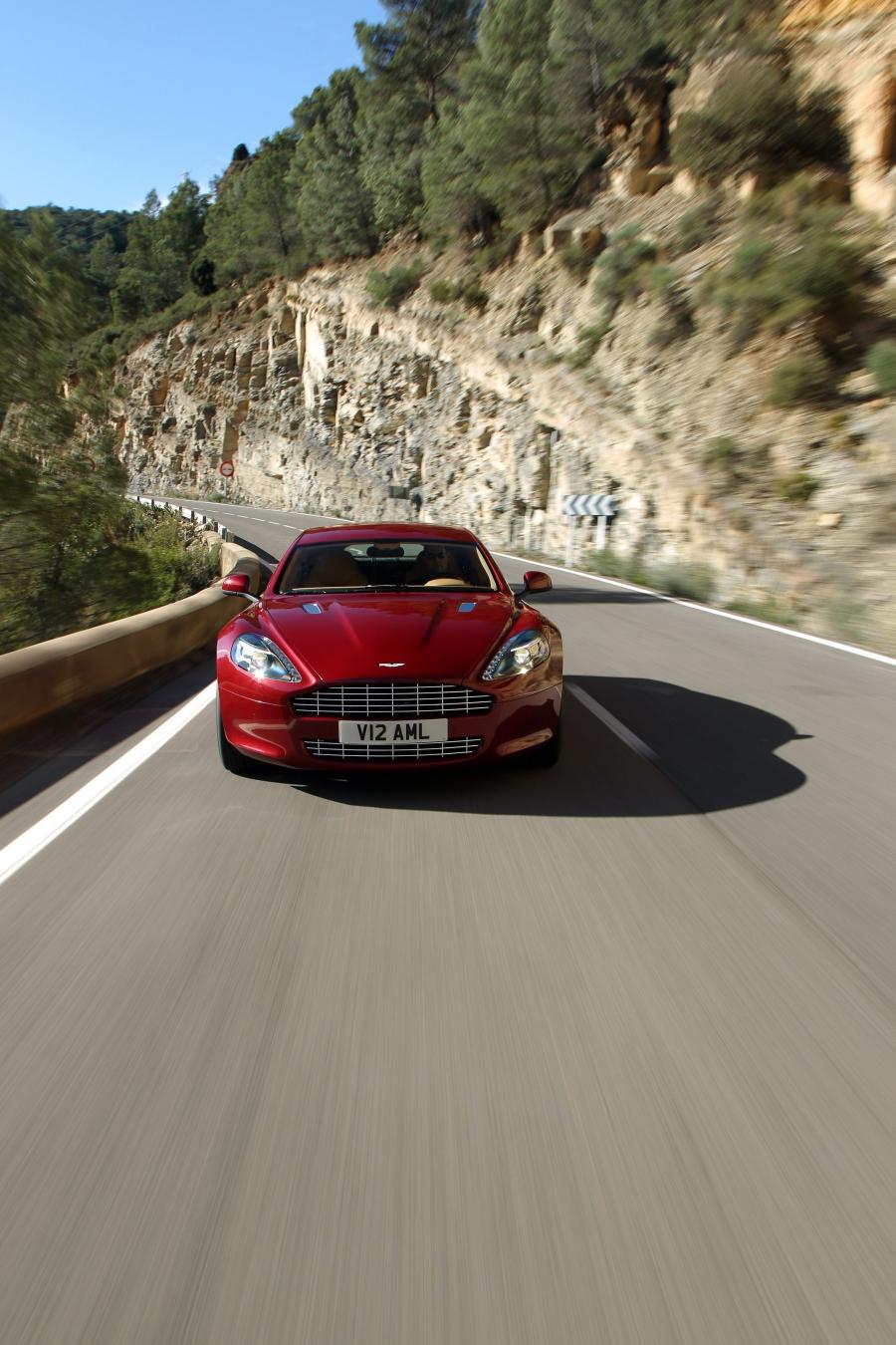  Aston Martin Rapide 2010 года  (фото 77 из 190)